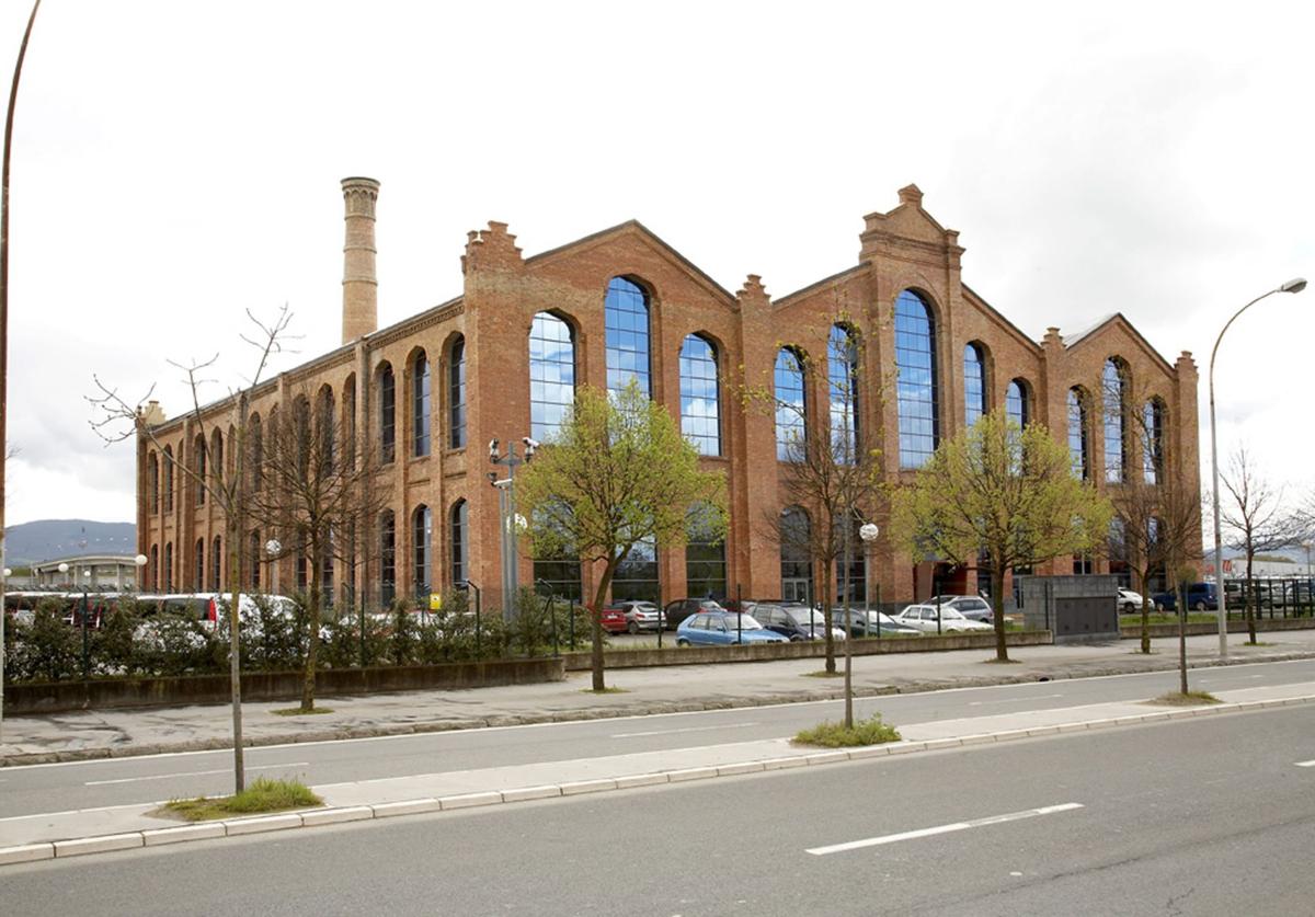 Vista del edificio de Azucarera