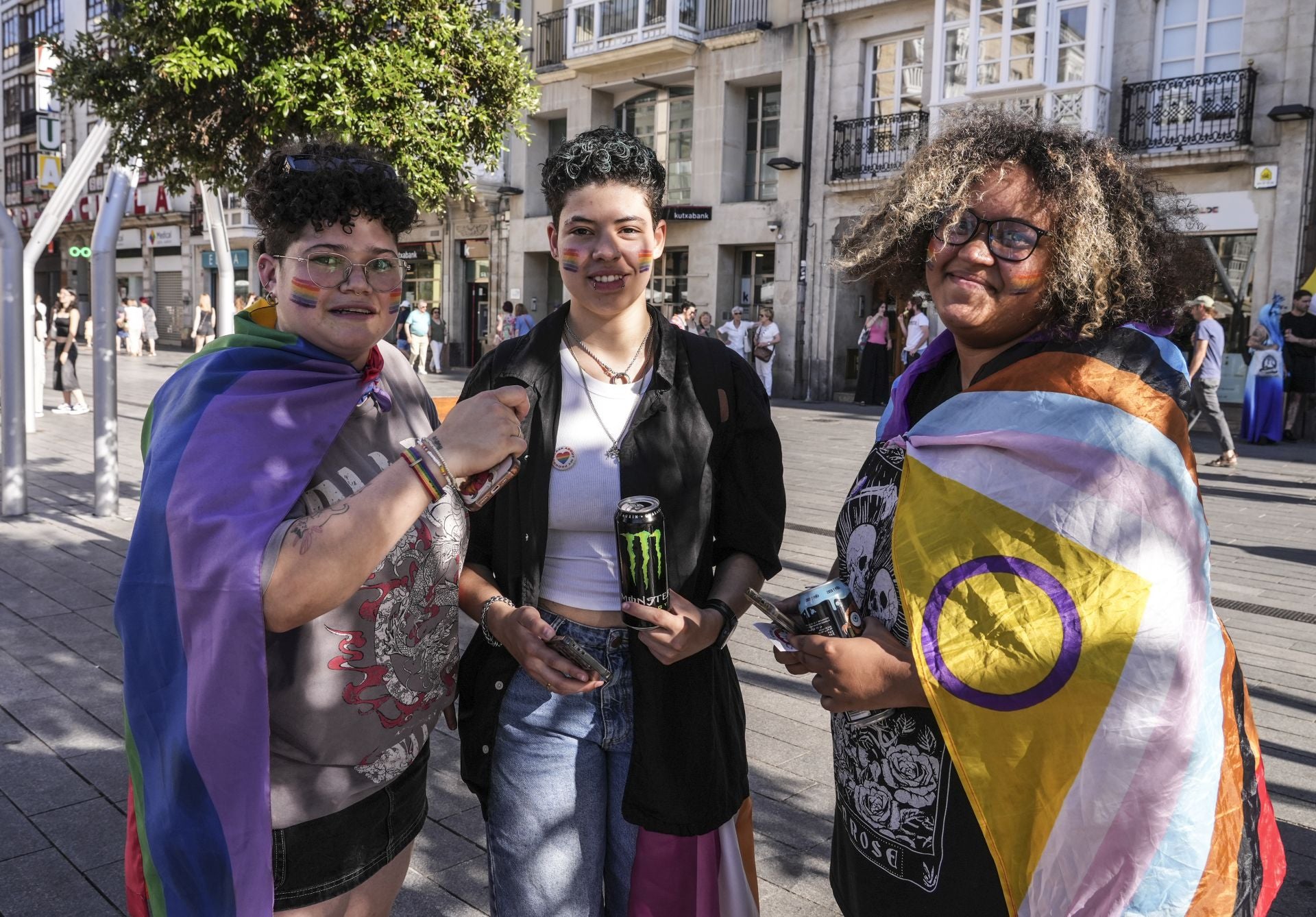 La marcha del orgullo toma el centro de Vitoria