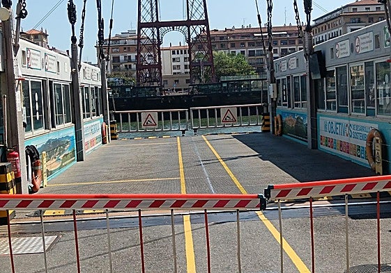 El Puente Colgante recupera el servicio tras más de una hora cerrado por una avería