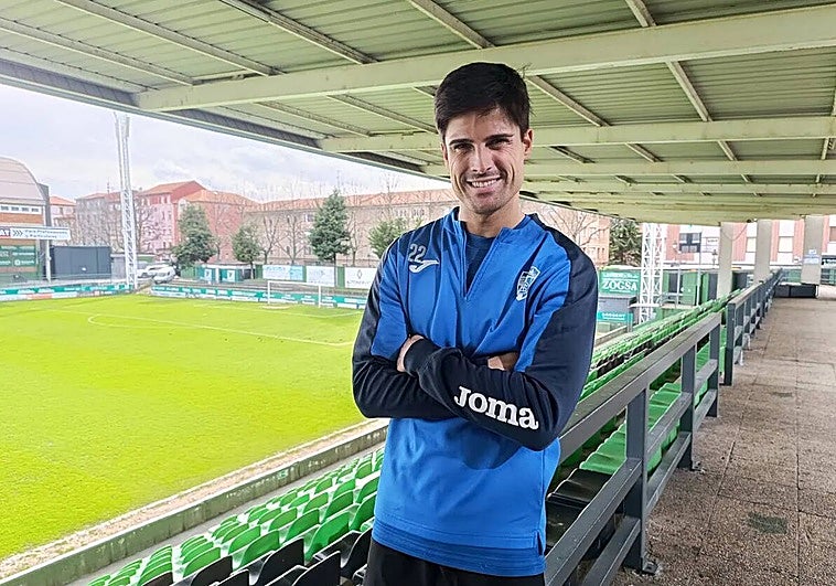 Markel Etxeberria renueva con el Sestao River, donde jugará su quinta temporada consecutiva.