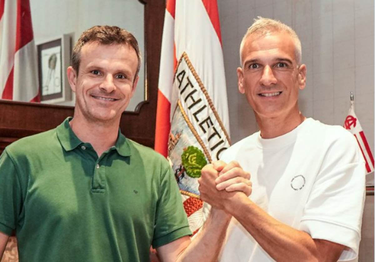 Jon Uriarte con Javi Lerga.