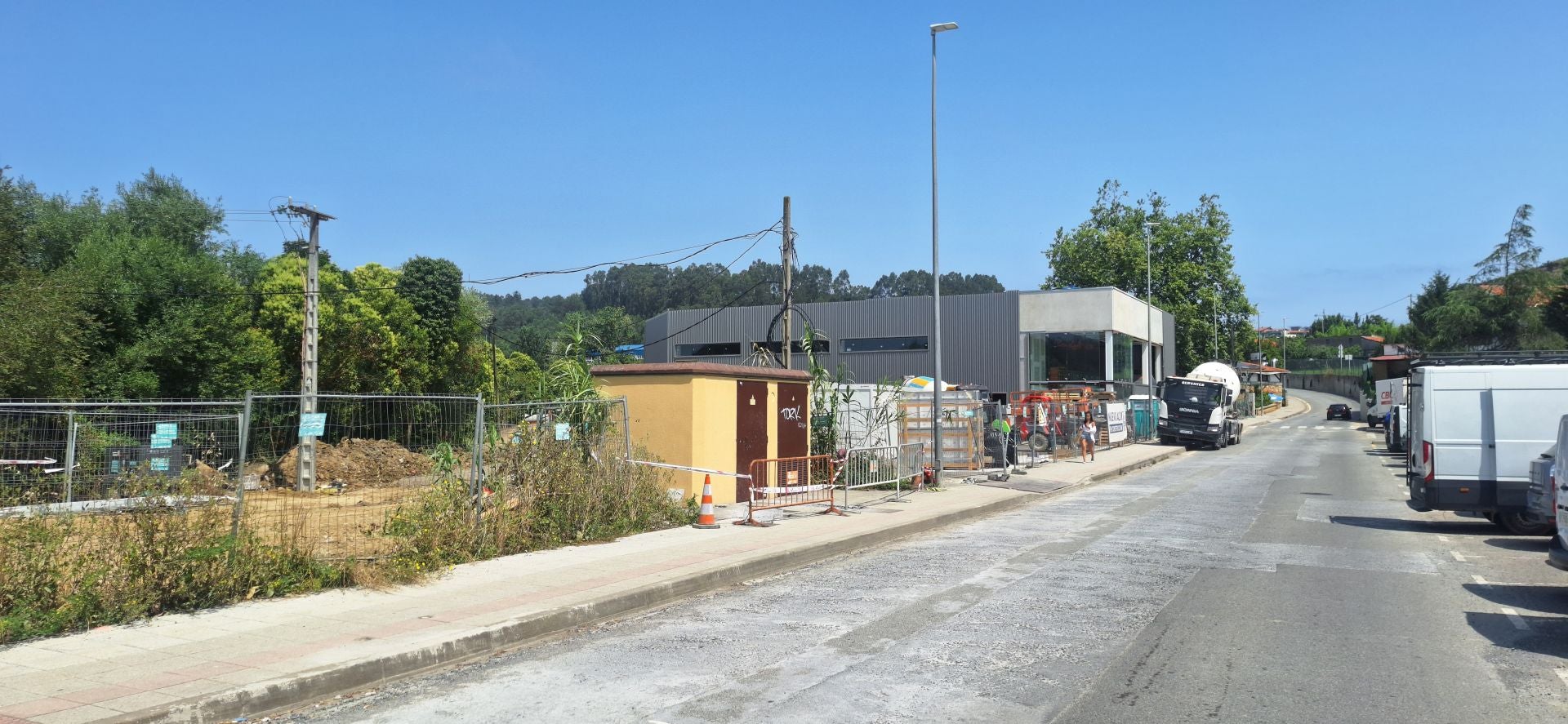 Avanza la construcción del nuevo hipermercado que abrirá sus puertas en septiembre.