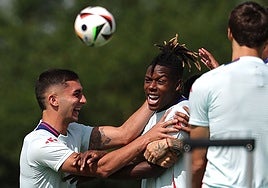 El vestuario del Barça mete baza en el 'caso Nico': «Me gustaría que viniera»