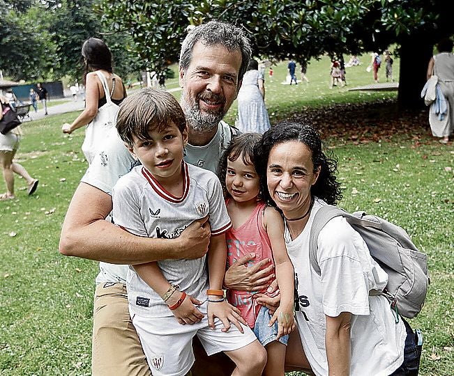 Darío Ramos, José Ramos Fernández, Zeltia Ramos e Iraia López.
