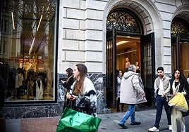 Qué significan las etiquetas de Zara: así se consigue ropa de «super calidad» durante las rebajas de verano