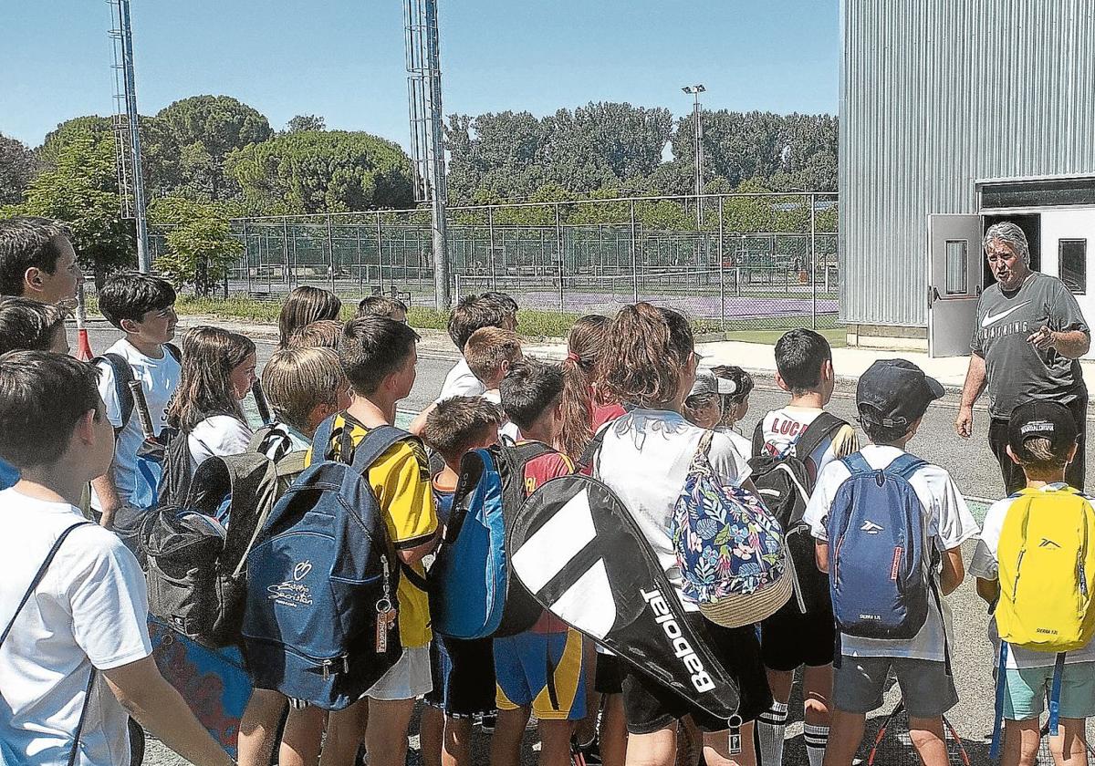 Uno de los aprendizajes fundamentales es aprender a compartir con los compañeros.