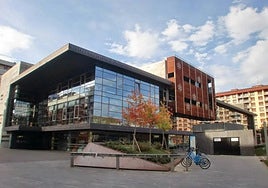 Amorebieta ajusta horarios de servicios y edificios municipales durante el verano