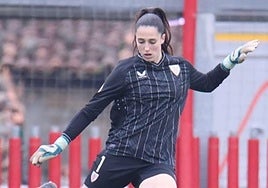 Campeona del mundo sub'17 y de Europa sub'19, Astralaga también fue convocada el pasado curso con la selección española absoluta.