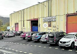 Imagen del entorno en el que se encuentra la nave de la que retiraba el amianto el trabajador fallecido