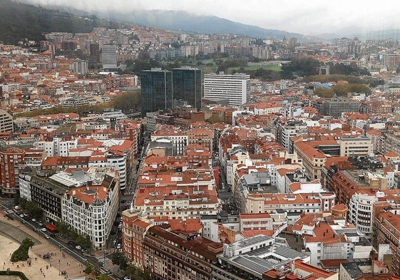 De los 363 grandes tenedores identificados, 10 son entidades públicas, 182 empresas privadas y 171 personas físicas.