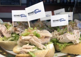 Pintxos elaborados con bonito del norte como ingrediente principal en una edición anterior del 'Bermeo Tuna Pintxo Tour'.