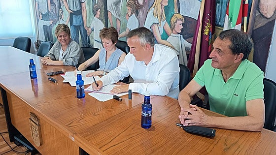 Abanto apuesta por la movilidad sostenible con un nuevo aparcamiento para bicicletas