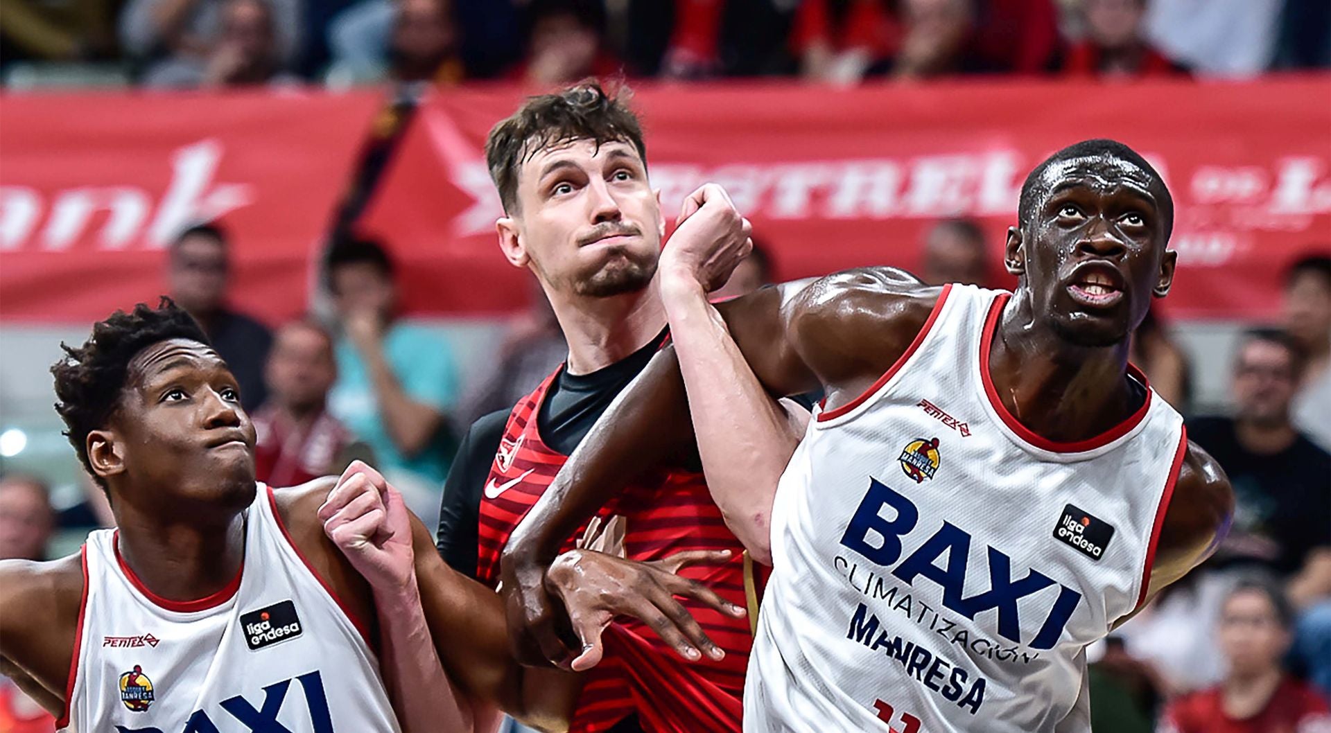 El Baskonia cierra el fichaje de Rodions Kurucs hasta 2028