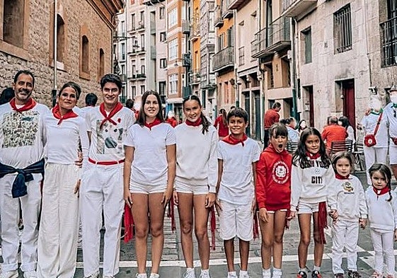 Verdeliss presume de Sanfermines con su escalerita familiar
