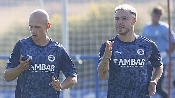 Oficial: El Alavés y Racing acuerdan el traspaso de Conechny