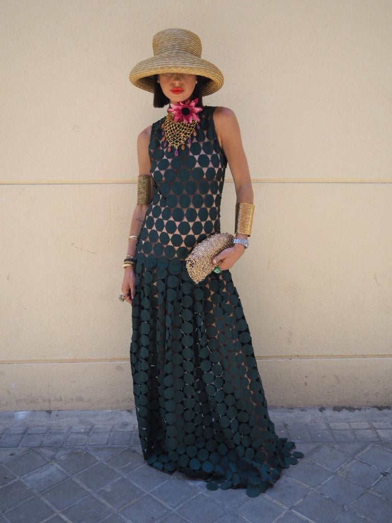 Paula, la invitada vizcaína que deslumbró en una boda en Madrid embarazada y con transparencias