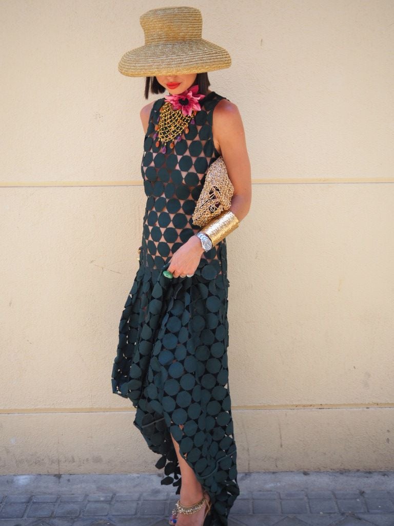 Paula, la invitada vizcaína que deslumbró en una boda en Madrid embarazada y con transparencias