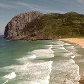 La IA elige la playa más bonita de Bizkaia