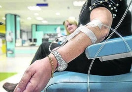 Identifican una diana inmunológica con potencial terapéutico para frenar el avance de la leucemia