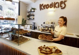 Nayelis y su familia endulzan Bilbao con su nueva pastelería y unos cruasanes que vuelan