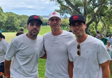 Beñat, Iturraspe y Susaeta disfrutan de Jon Rahm con un 'look' de la Legión XIII