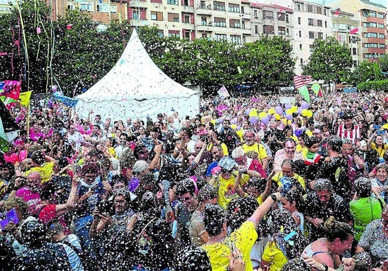 Miles de baracaldeses se han lanzado a las calles para celebrar el inicio de las fiestas patronales.