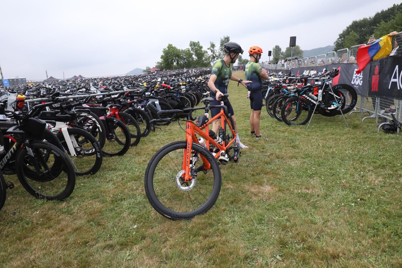 Las imágenes del Ironman de Vitoria 2025