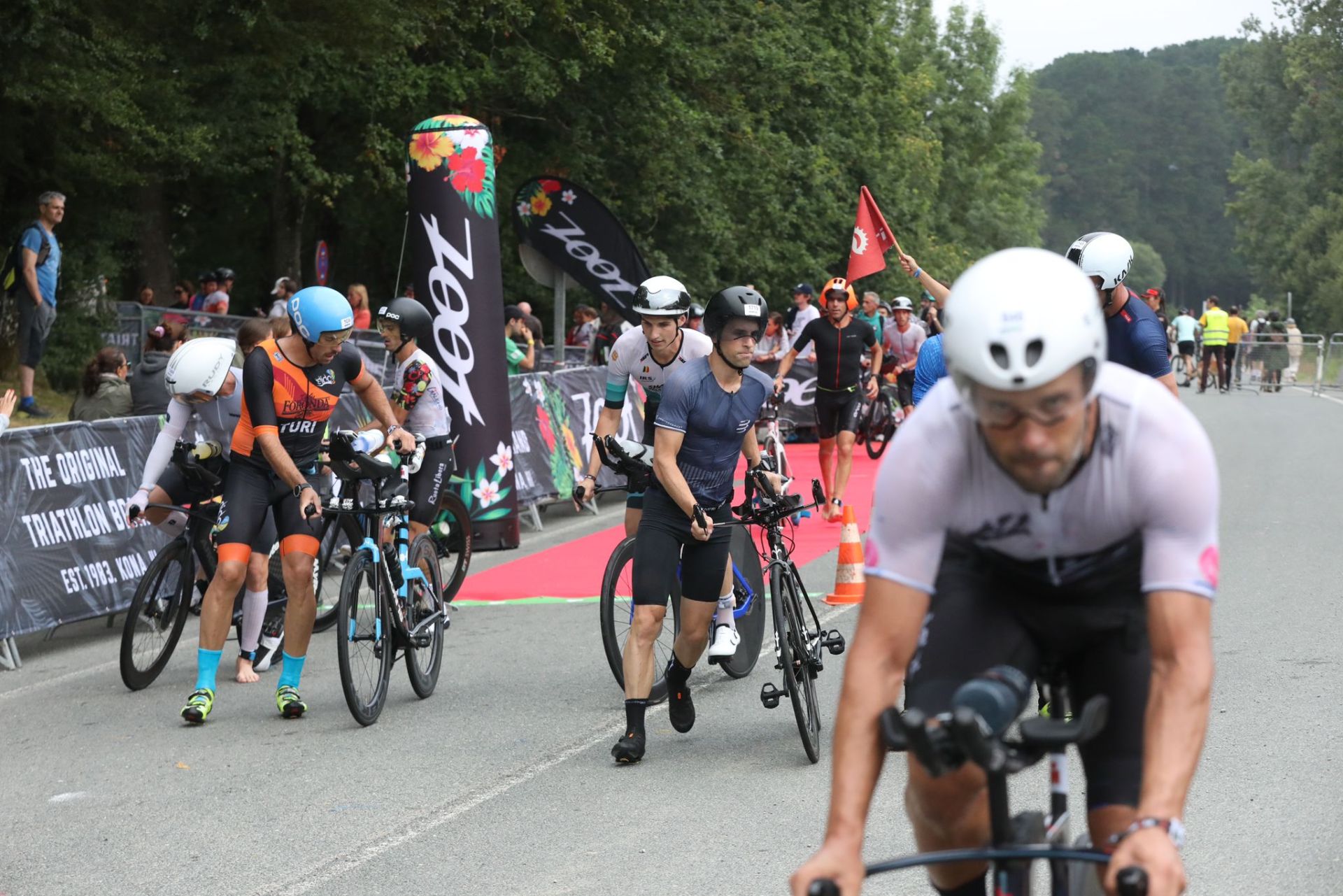 Las imágenes del Ironman de Vitoria 2025