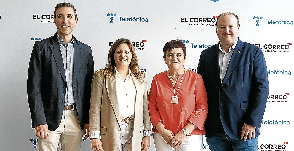 Mikel Arruabarrena, Irina Rabalo, Lore Bilbao y Ander Añibarro.