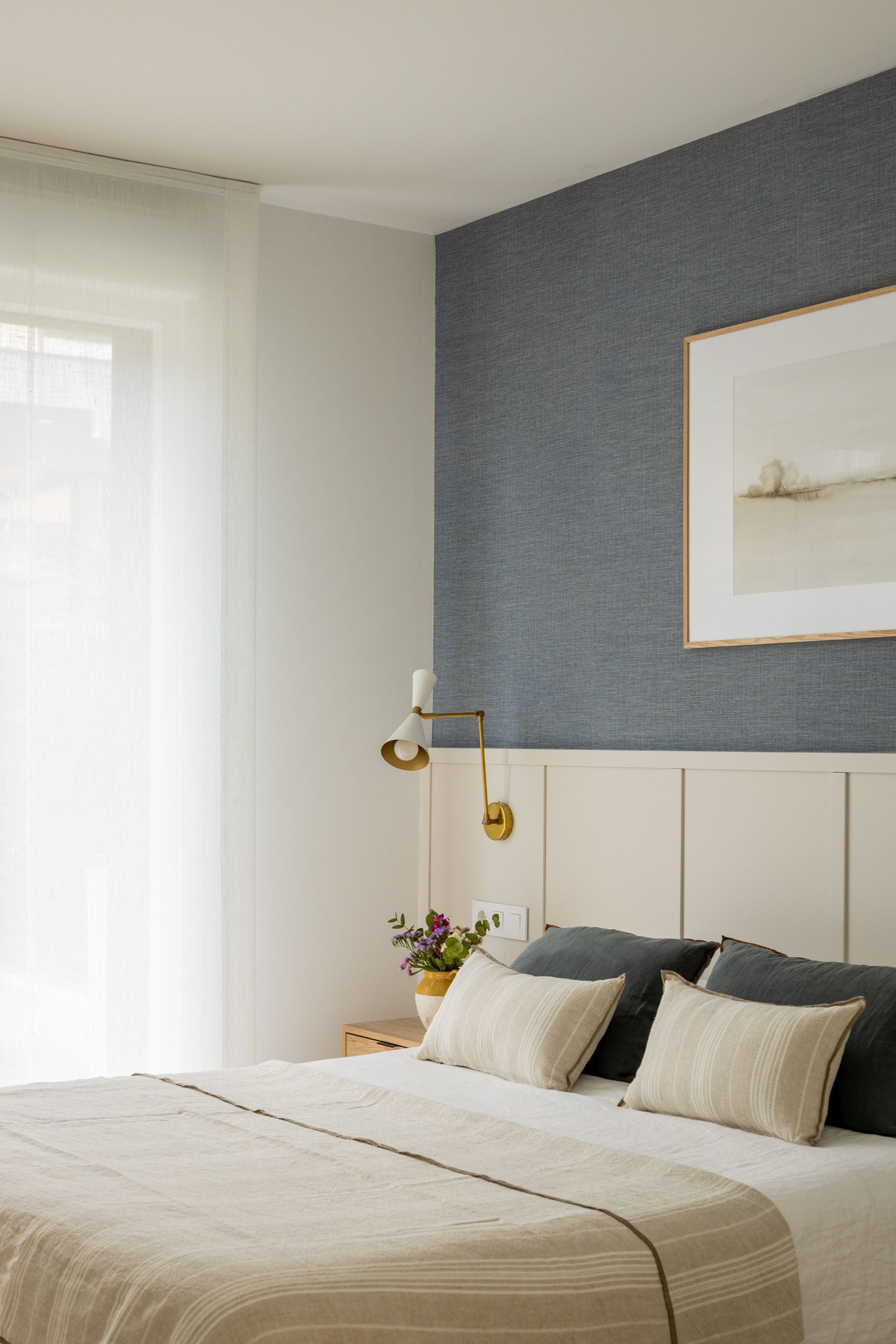 De Bilbao a la costa: un hogar luminoso y marinero en Sopela para una familia con dos hijas adolescentes