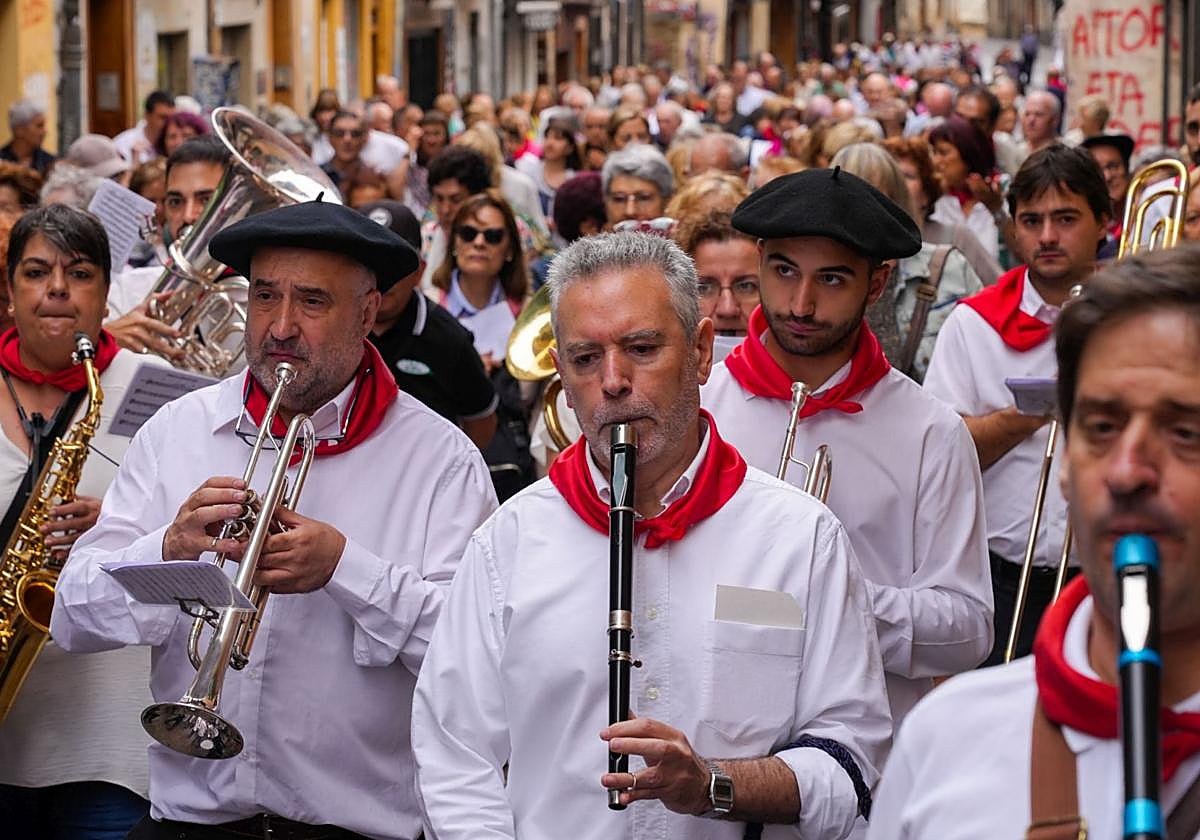 Los Auroros volverán a recorrer las calles de Vitoria.