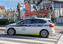 Agentes de la policia municipal de Getxo.