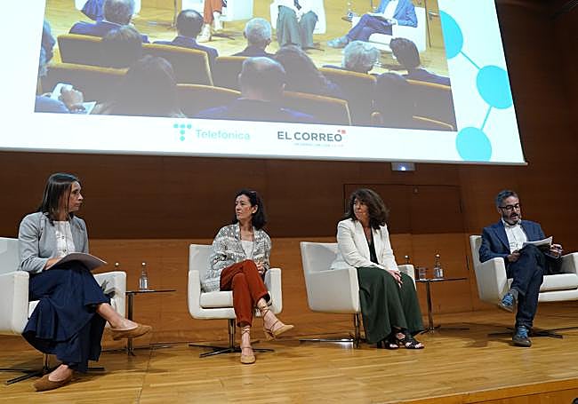 Otra de las mesas redondas del foro.