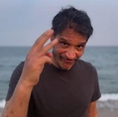 Sergio Peris-Mencheta celebra dos años de lucha contra la leucemia con un emotivo regreso al mar