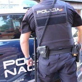 Un policía salva la vida a un hombre que se atragantó en un restaurante: «Le di 5 o 6 golpes y escupió el trozo de chuletón»