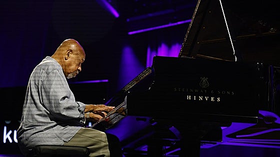 Kenny Barron, conmovedor sin una nota de más