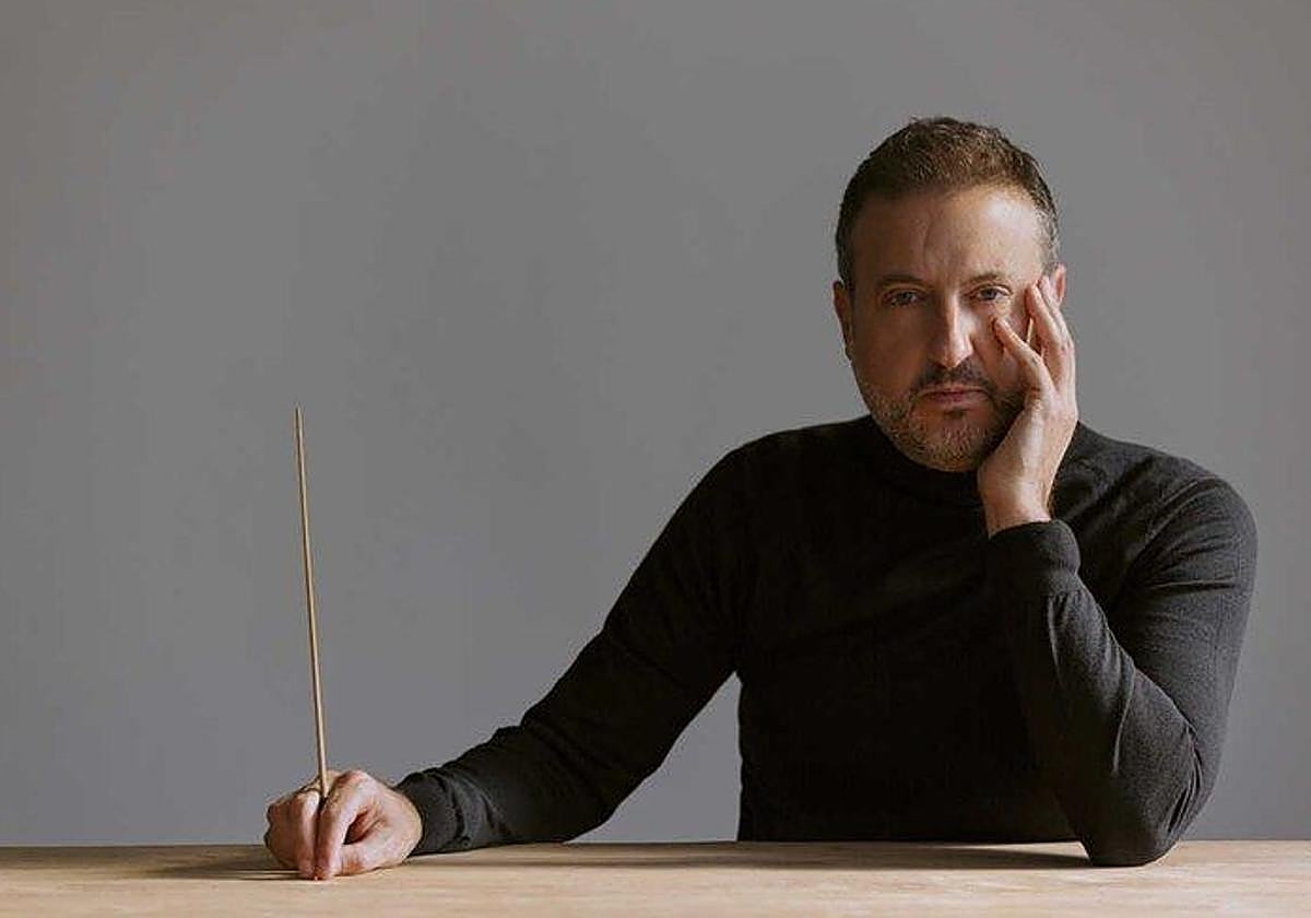 El músico vuelve a casa en el homenaje a la Catedral de Santa María.