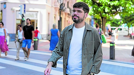 «El PNV se equivoca, Sumar tiene el mayor de los compromisos con el Estatuto»
