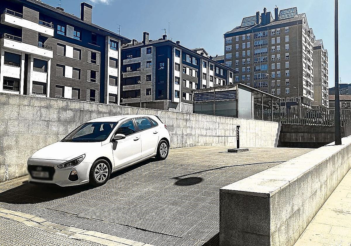 Un 27,4% de los encuestados señala el aparcamiento como el problema más grave.