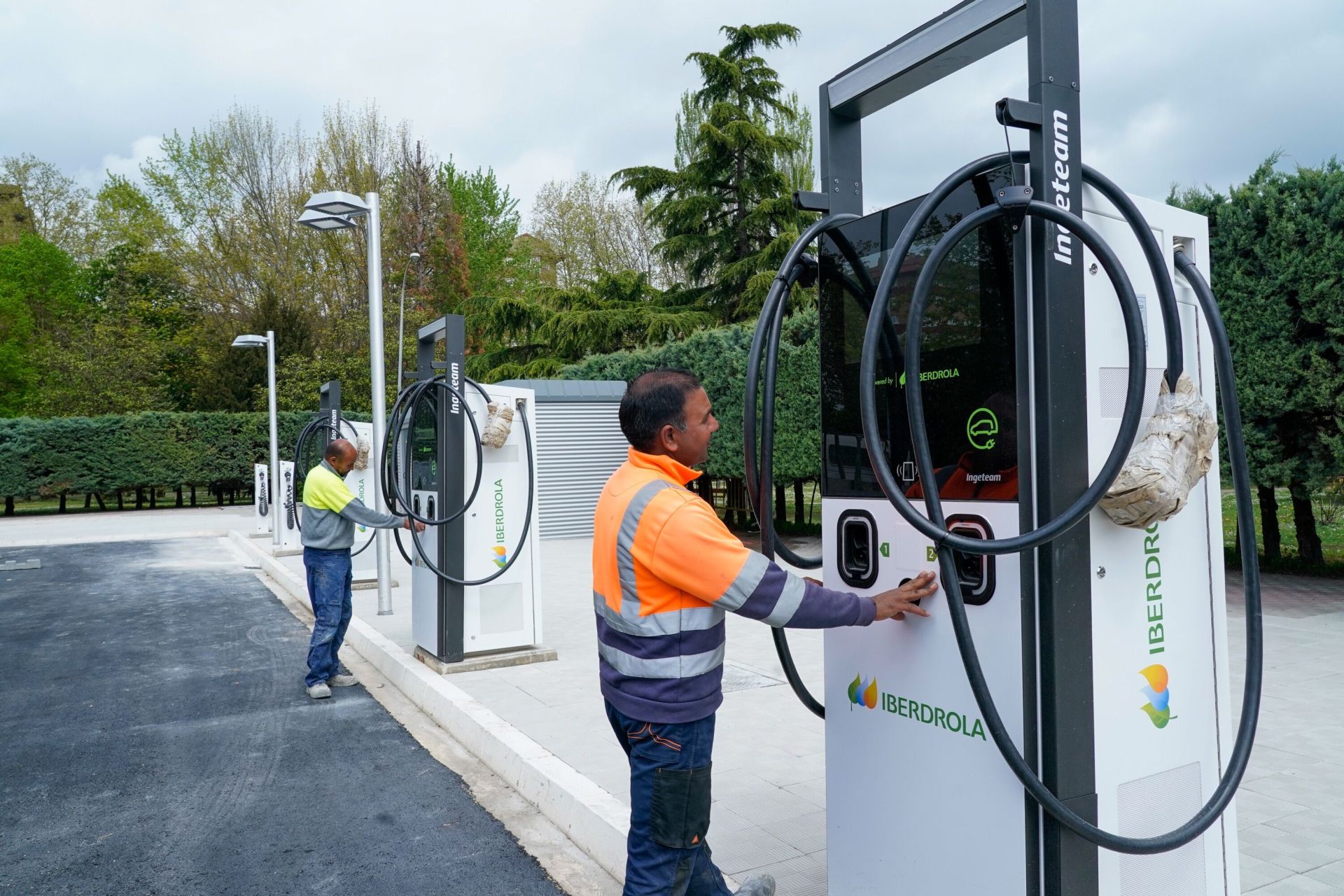 Los puntos de carga de Arriaga son los preferidos por los conductores 'cero emisiones' de Vitoria