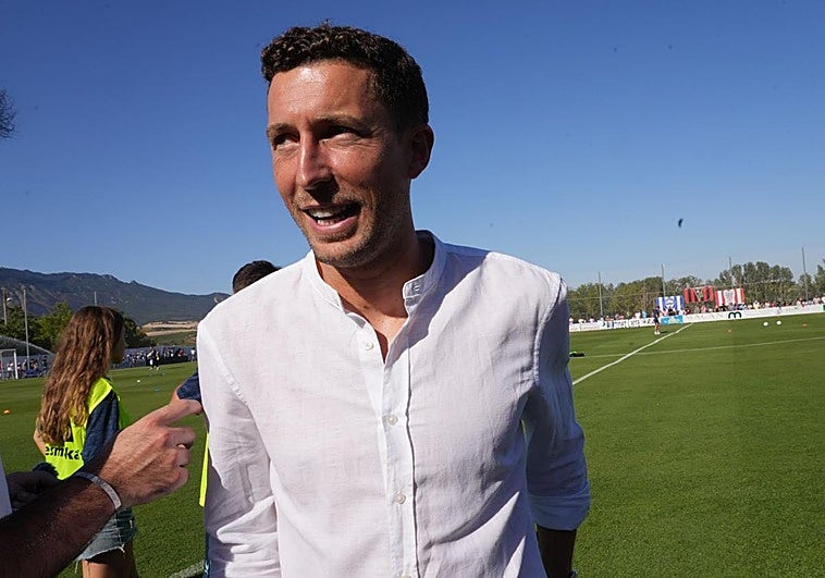 Homenaje a De Marcos en Laguardia: «Todavía no he tenido tiempo de echar de menos el fútbol»