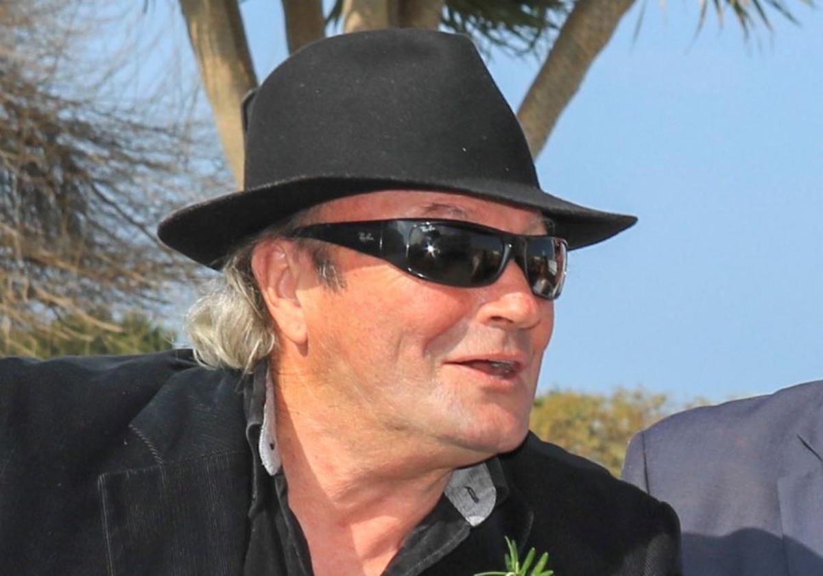 Preocupa el estado de salud de Amador Mohedano, ingresado en el Hospital de  Jerez | El Correo
