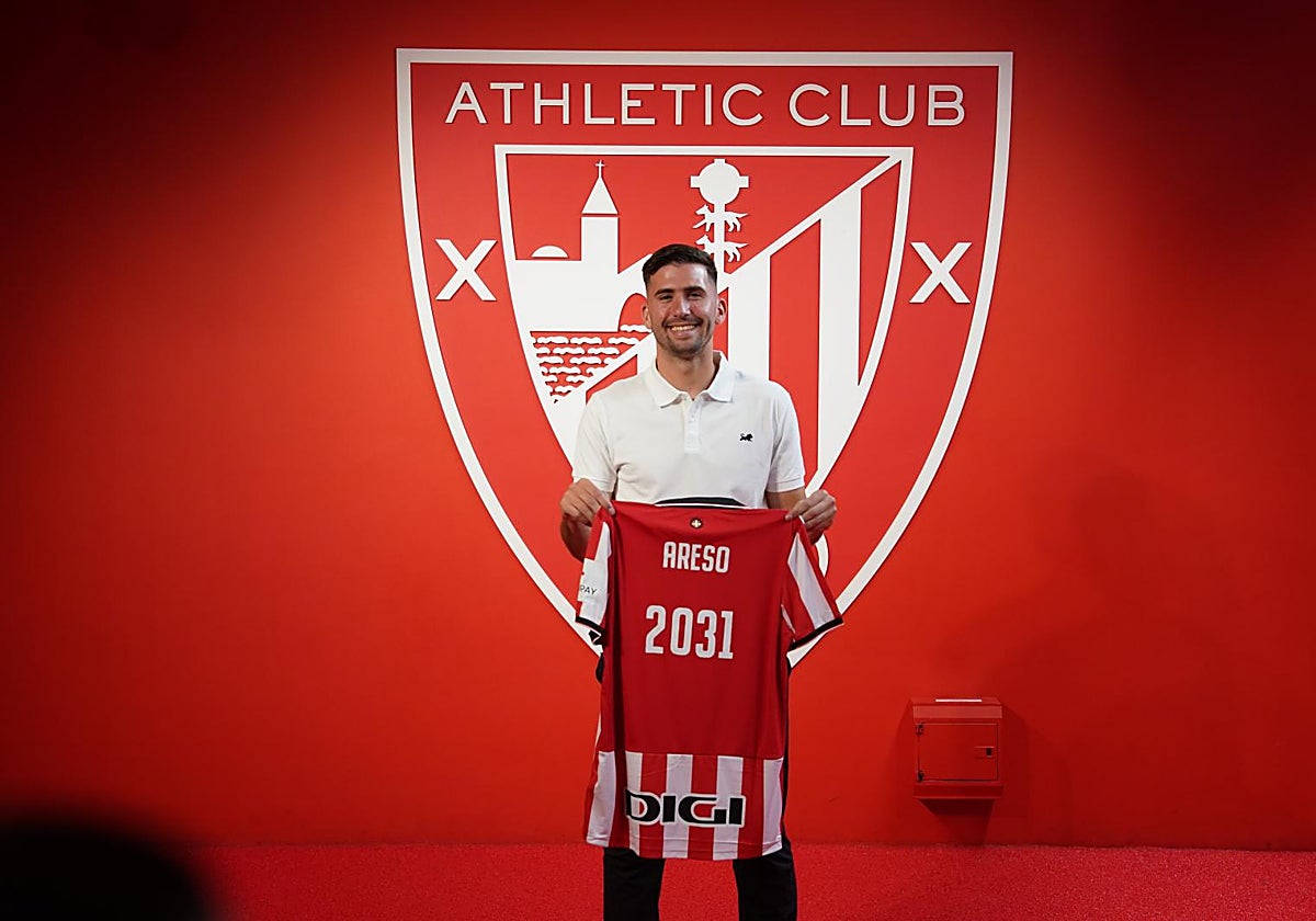 Areso durante su presentación con el Athletic.