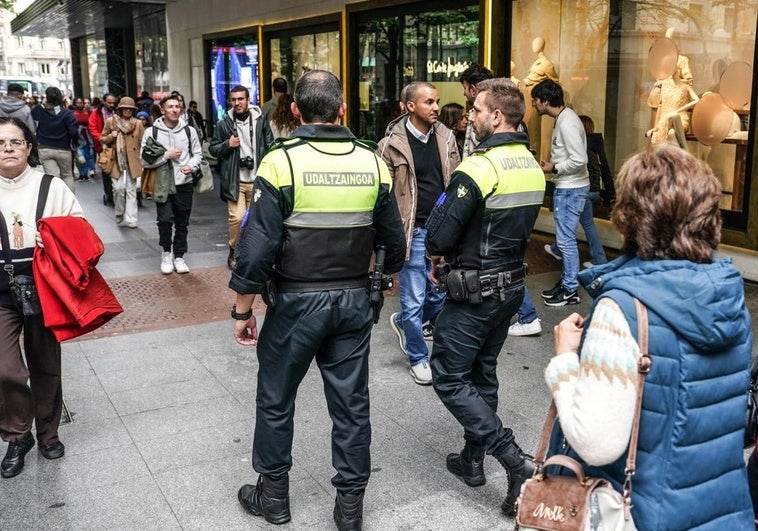 Euskadi registra 40.000 delitos en lo que va de año: «Cada vez hay más armas blancas en la calle»