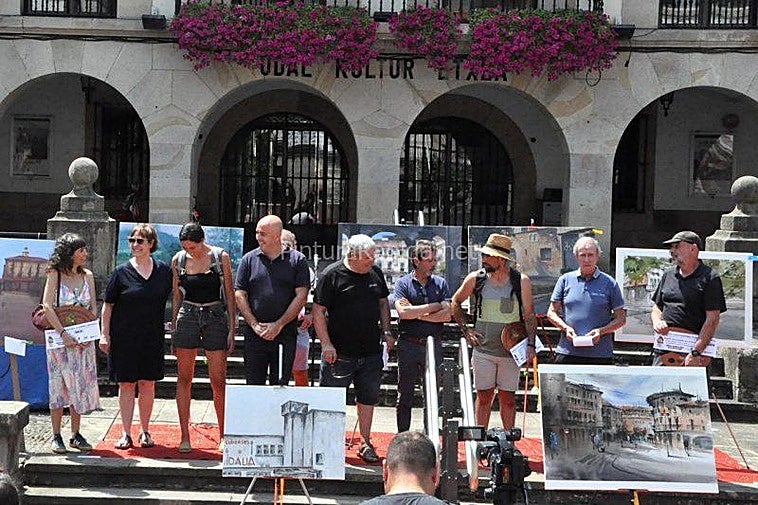 Ganadores de la edición del pasado año del certamen de pintura al aire libre 'Luis Iriondo'.