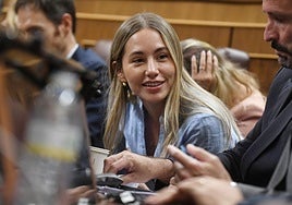 Noelia Núñez: «Me gustaría que Óscar Puente y Patxi López muestren sus titulaciones, si es que han estudiado»