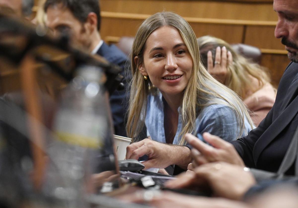 Noelia Núñez: «Me gustaría que Óscar Puente y Patxi López muestren sus  titulaciones, si es que han estudiado» | El Correo