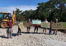 Una movilización vecinal por la defensa del entorno natural de Azkorri.