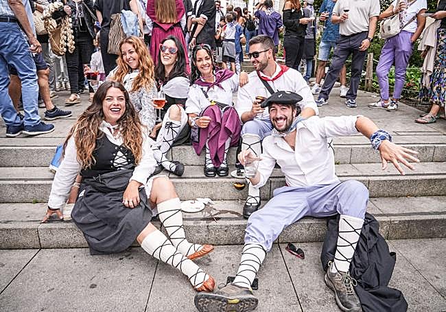 Janire, Maider, Danae, Virginia, Ander e Ismael.