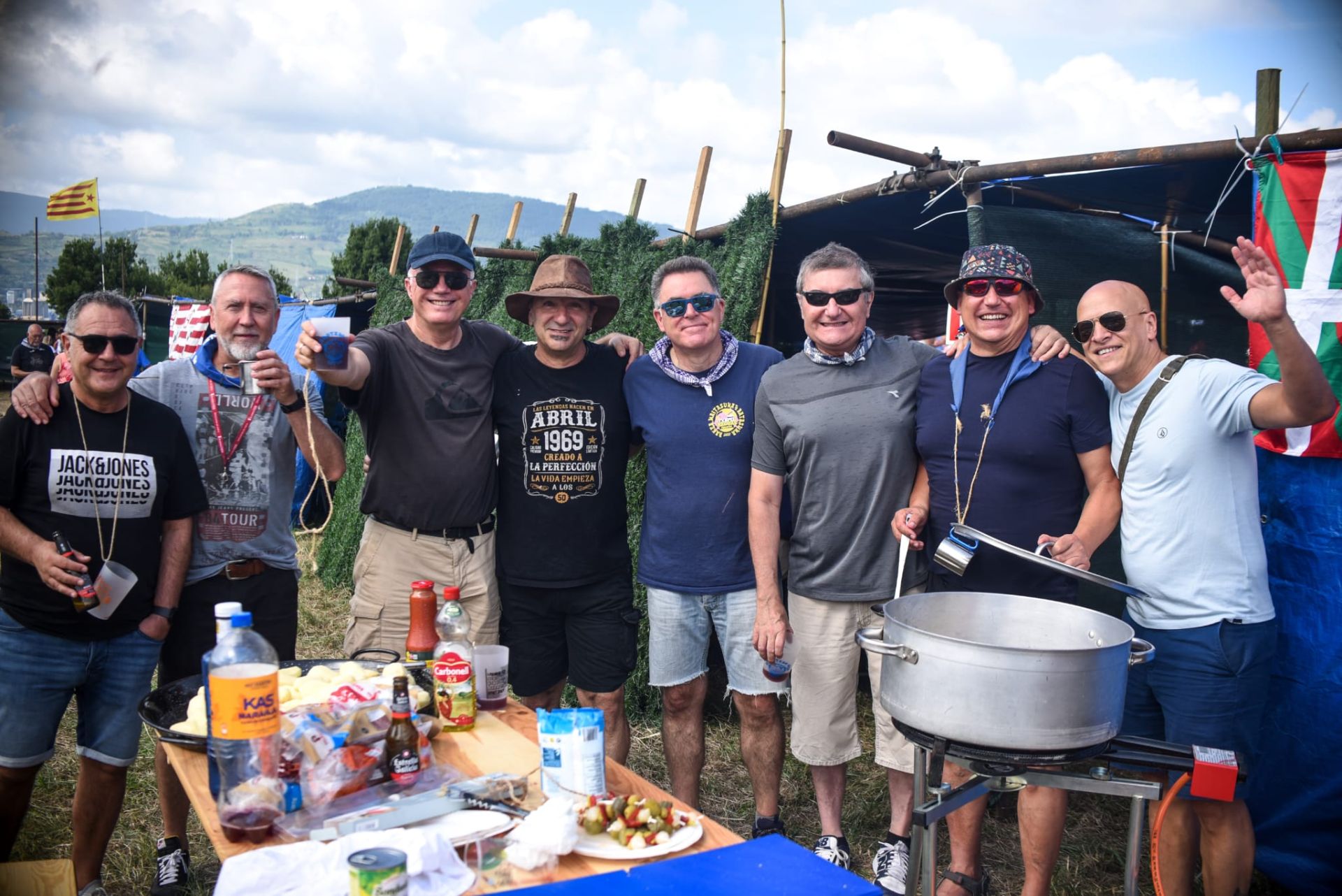 La imágenes del ambiente festivo en Aixerrota